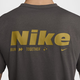 耐克（NIKE）HYVERSE男子防晒速干短袖上衣春季T恤反光HV4882 399沙漠苔绿/冷杉绿/银 XS