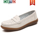 Cartelo Chaussures en cuir Cartelo pour les mocassins d'âge moyen et âgés pour les femmes 2025 Spring Nouvelles chaussures de pomme de compagnie Hollow Breamable