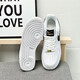 AJ Site Web officiel 丨 Brand Code Break 丨 Chaussures pour hommes Air Force No. 1 Chaussures de hauteur intérieure pour les chaussures pour hommes et femmes pour hommes, blancs, noirs et or 41 (255 mm)