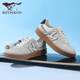 Siete zapatos para hombres de Wolf, zapatos desérticos, 2025 Summer Nuevo calzado de mesa de mesa retornable de malla retro, zapatos deportivos versátiles para hombres, blanco 9856 38