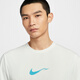 耐克（NIKE）官方HYVERSE DRI-FIT男子速干短袖上衣夏季T恤HV4882 121山峰白/怒火蓝/银 L