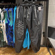 Nike (Nike) Pantalones de chándal pantalones para hombres 2023 Summer NUEVO Pantalones de entrenamiento Carry Carry Woven Fashion Bosts DQ6189-010/Velvet Inner 2XL