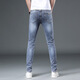 Jeans de lujo de luz para hombres 2025 Men's 2025 Spring and Summer Fino Fit Slim y Mk9901 de alta gama elástica e informal de alta gama; modelo insignia oficial 28