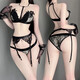 Femme Sentiment à l'extérieur montrant une honte trois points de poitrines de décharge vaginale ouvertes couple sexe masculin esclave deux sales 6219 bikini creux en gris simple couple d'entrejambe couple stimulant la femme mature à trois points