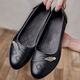 Dadong Women's 2025 Spring and Summer Single Shoes Mom Shoes Middle-aged and Elderly Soft Sole Wedge Non-slip Comfortable Casual Leather Shoes Work Shoes Sandals Women 906 Black 37