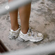 阿迪达斯 （adidas）CrazyChaos米色棕色女运动跑步鞋GZ官方旗舰正品 灰色GW7001 CrazyChaos 36