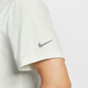 Nike (Nike) T-shirt à manches courtes pour hommes 2025 Summer Sportswear Running Fitness Training Brewpred Round Neck Kirt décontracté à séchage rapide HV4882-121 Mountain White L Recommandé 130-150jin [Jin est égal à 0,5 kg]