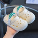 Slippers pour enfants Summer 2025 Nouveaux chaussures de trou de bébé de sandales intérieures antidérapantes