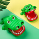 Children's fingers, crocodile teeth, shark teeth, extract teeth, bite people, and decompression artifact toys. Extra large crocodile + super large vicious dog + gift discount price