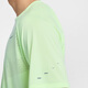 Camiseta de manga corta Nike (Nike) para hombres 2025 Summer NUEVO ARRIBA SPORT SPORTA CORRIENTE ANTERENCIA CORRECTO ALTIVO HV5204-701 Ligeramente amarillo y verde 2XL /185 /Recomendado 170-190Jin [Jin equivale a 0.5 kg]