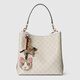 Gucci Gucci Gg Emblem -Serie mittelschwerer Bucket -Beutel Beige und Weiß beide Größe