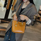 Sac de luxe de tout le sac de luxe en cuir authentique pour chaton de la mode pour femmes sac à main rétro sac à main à une épaule sac à bobe à corps à une épaule.