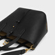 Charles/Keith25 Autumn Nuevo producto Cautre simple Portable Bucket Cobbage Basket Bag Chino Día de San Valentín Regalo CK2-10151518 Negro S