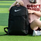 Nike (Nike) Herrenbag Damensäcke, neue Frühlingssportsäcke, kleine Rucksäcke im Freien, modische Rucksäcke, Schoolbags von Schülern, DH7709-010 Misc /46*31*18cm
