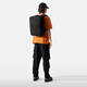Die Nordgesichts-Reißverschluss Öffnung und enge wasserdichte Material One-Shoulder Crossbody Griff Rucksack reguläre Männer und Frauen gleiche Paar Schwarz Schwarz Schwarz