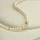 
Sugar cat Doudou freshwater pearl necklace simple collarbone with golden baroque beads summer yen neck T-shirt matching white