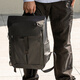 Inateck Explorer großer Kapazität Rucksack 16-Zoll-Laptop-Tasche Geschäftsreise Rucksack Travel Sports School Tasche Pendler Männer Schwarz