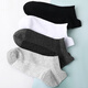 Modale Socken Männer kurze Socken Sommer dünn atmungsaktiv 100% reine Baumwollbootsocken alle Baumwoll-Deodorant und Schweiß absorbiert 2025 schwarz 2 dunkelgrau 2 hellgrau 1 Gesamt 5 Paare Einen Größe für 39-44 Größen geeignet