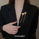 European and American ins metal leaf brooch, new personalized high-end suit pin, fashionable, exquisite and versatile chest accessories, brooch - gold