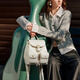 Nucelle Pocket Backpack Damen 2025 Neue Pendler -College -Schultasche fühlen große Kapazität Rucksack Gardenia Gelb