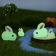 DALINGER Ornements lumineux Mini Crystal White Rabbit Children's Luminous Migne Animal Toys Doll Fluorescent Small Object Luminous [Ball Ball Rabbit] Petites pièces (couleur mixte)