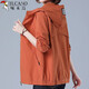 Holzspecker großer Größen Trench Coat Frauenfeder und Herbst 2025 neuer Stil mittleren Alters und ältere Mutter Spring Spring losen Baseballanzug Kapuze mit Kapuzen mit Hellrosa #352 Kurzstil L empfohlen 95-115jin [Jin gleich 0,5 kg]