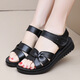 Dugu Jialuo Velcro Sandals 2025 new non-slip comfortable summer mother shoes breathable middle-aged and elderly flat sole large size black-683 top layer cowhide + rubber soft sole 38