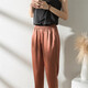 Tachimis Touch Miss High-End Korean Casual Hosen für Frauen Sommer dünne Essigsäure-Satin-Schlampen mit breitem Bein für Frauen Karamellfarbe L.