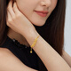 Lufu Jewelry vaut beaucoup d'argent et beaucoup de pièces de cuivre et de bracelets en or sont donnés en cadeaux. Prix par F63G0076DS 8,01 grammes (y compris le coût de la main-d'œuvre 841 yuans) Les pièces de cuivre valent beaucoup d'argent