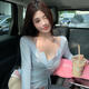 He Jianbing blouse, lazily style, v-neck, long-sleeved T-shirt, scheming t-shirt, women's early autumn long-sleeved v-neck short top, small design sense, white top, two-piece set, L 2L, 14117Jin[Jin equals 0.5 kg]