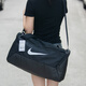 Nike (nike) большие сумки для фитнеса для приоритетной сумки. Сумка сухой мокрое отделение плавание с одним плечами.