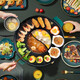 Olla caliente multifuncional y barbacoa olla todo en uno shabu-shabu estufa de barbacoa eléctrica doméstica bandeja para hornear de doble propósito olla caliente sin humo máquina de barbacoa olla redonda súper extra grande mejorada estilo Yuanyang 40 cm