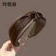 Ye Feili Exquisite Hong Kong style wide-brimmed headband high-end 2025 new hair accessories temperament headband fashion hairpin women's headwear