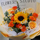Flowers from the same city, sunflowers and roses mix and match bouquets for birthday gifts for girlfriends, best friends, and elders. Flowers from the flower shop. Sunshine all the way | Single sunflower with champagne orange Barbie mix and match bouquet