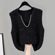 She wears slimming knitted vest for women 2025 autumn new style temperament V-neck pullover vest