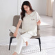 Clolv Kiss Pyjamas avec poitrine pour femmes pour le coton pur pur cardigan pantalon à manches courtes à manches courtes et confortable Les vêtements de maison peuvent être portés à l'extérieur de 694 mètres blancs (avec poitrine) M [155-160c90-110jin [Jin est égal à 0,5 kg]]]