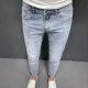 Jeans bordados de moda xcfreht Manteneros bordados Pantalones de pies delgados de estilo coreano para hombres de color
