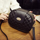Kedanni Frauenbag Europäische und amerikanische Mode dreischichtige Umhängetasche Diamant-Form Crossbody Women's Bag Geburtstag Muttertag Valentinstag Geschenk Schwarz