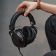 Beyerdynamic DT880/DT880PRO, установленное на головой, ориентированная на головочка