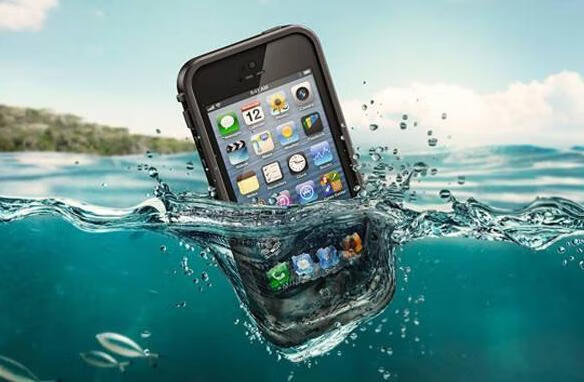 手机进水怎么办，手机进水后怎么处理（手机进水了如何处理好)