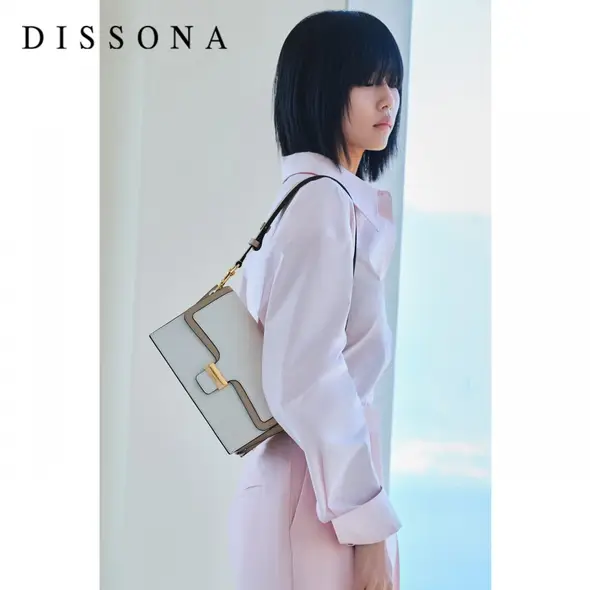 002条评价好评100%dissona迪桑娜2021秋冬新款皮单肩包手提包平衡系列