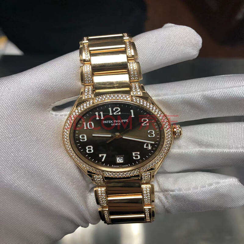 带有“PATEK PHILIPPE”标识的女士自动机械腕表一块（已使用）