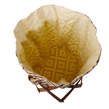 
                                        
                                        空间工房 可折叠大号脏衣篮KF-001艺术方格涤棉布带实木烧烤色支架                
