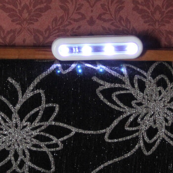 
                                        奥智捷 智能小夜灯之LED触摸灯衣柜灯抽屉灯                