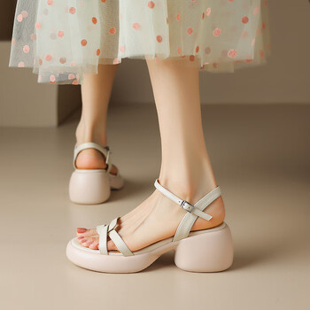 鞋靴>时尚女鞋>女士凉鞋>其它女士凉鞋>他她千金(tataqianjin)>他她