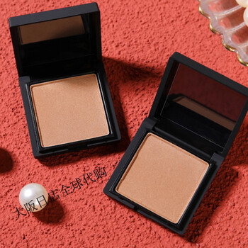 nars 纳斯修容粉饼1.