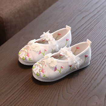 六一鲸云之上春儿童汉服鞋古代女童绣花鞋宝宝软底布鞋中国风女孩表