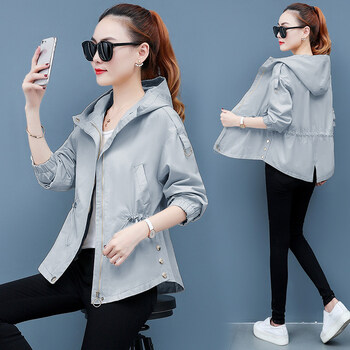 春秋款女士薄款外搭小短外套 女式春秋韩版外套上装连帽2020休闲装