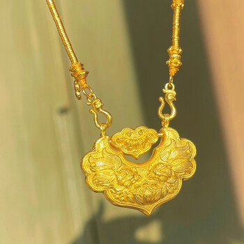 禧臣999足金双鱼锦鲤锁包吊坠女士新款黄金平安长命锁项链情人节礼物