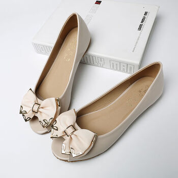 ukmr平底凉鞋鱼嘴真软皮新款夏季甜美蝴蝶结女鞋平跟女单鞋大码孕妇鞋